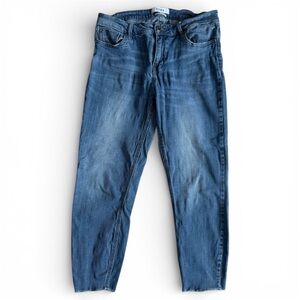 Pistola Women’s Mid Rise Skinny Cropped Jeans Audrey Style Size 30 Medium Wash